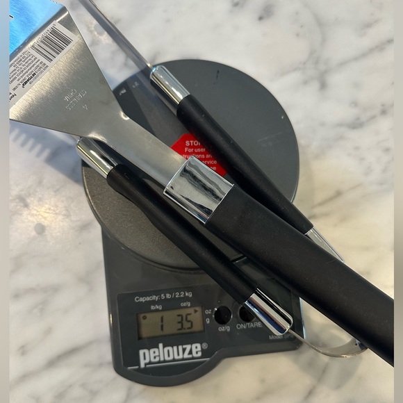 BBQ Grill Set made for Bed Bath & Beyond - Slotted Spatula & Tongs - Picture 3 of 3